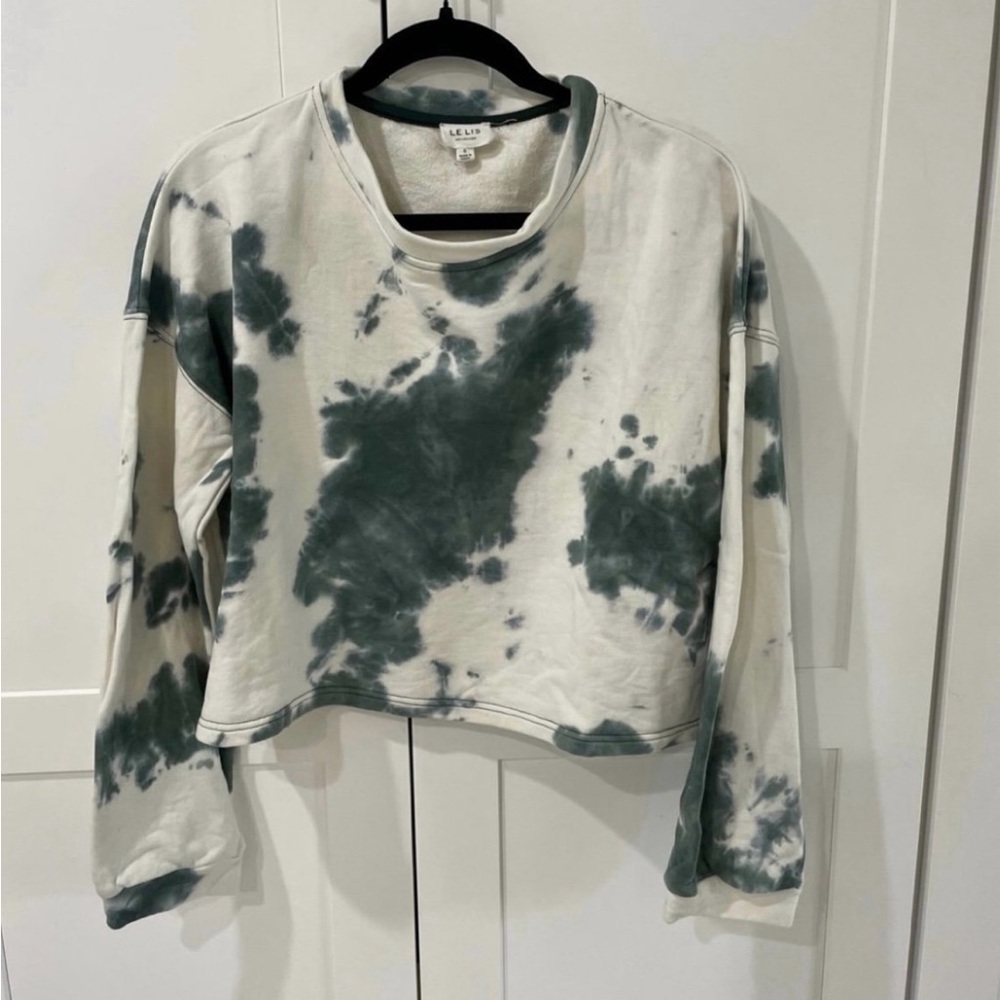 Le Lis Tie-Dye Sweatshirt NWOT